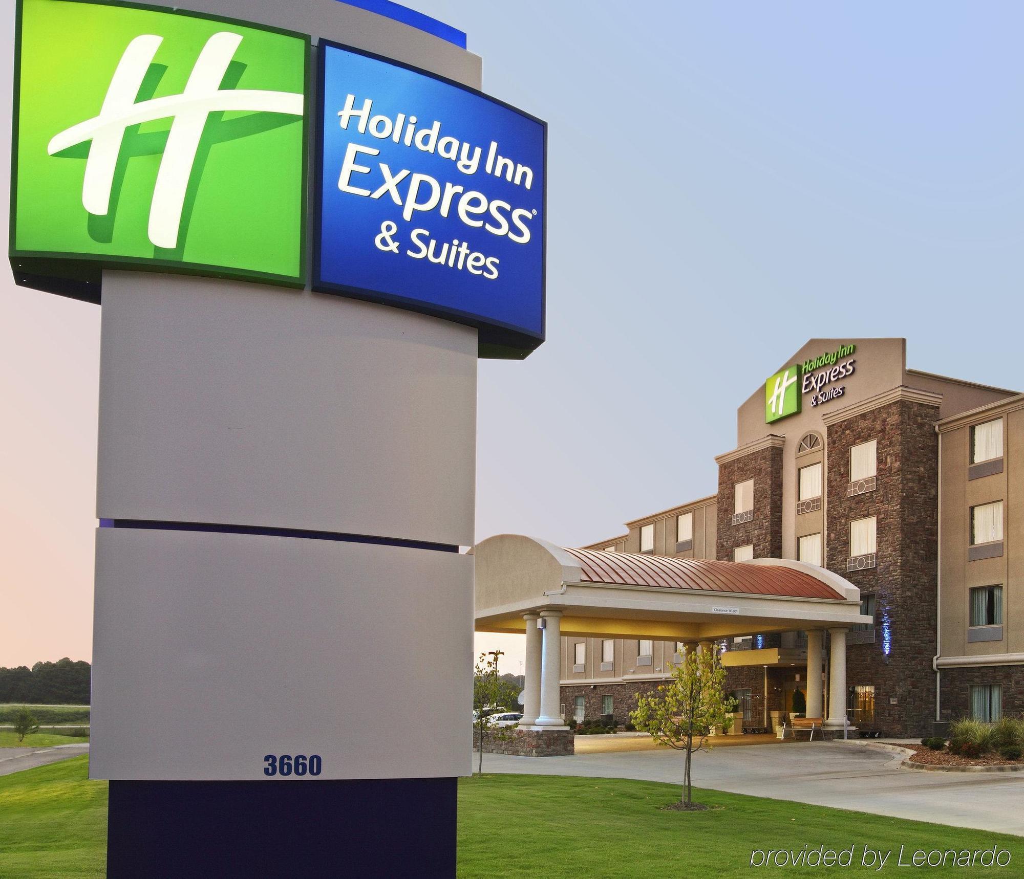 Holiday Inn Express & Suites Searcy By Ihg Exterior photo